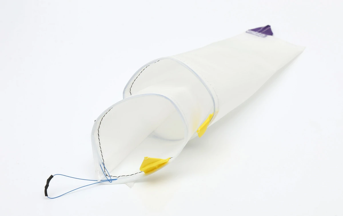 For the collection of tissue specimens during laparoscopic surgical procedures.